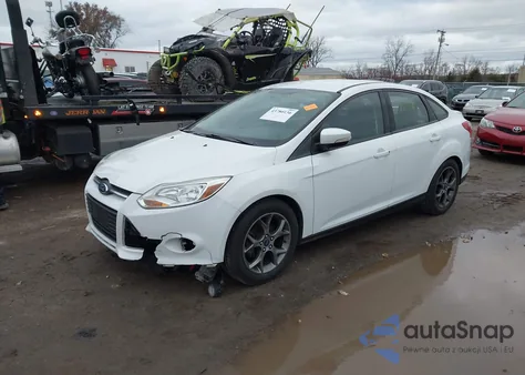 2013 Ford Focus Se z USA, uszkodzony, nr VIN 1FADP3F25DL332453